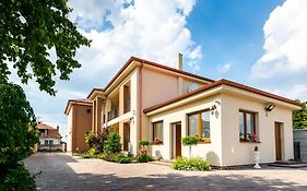 Villa Ephelia